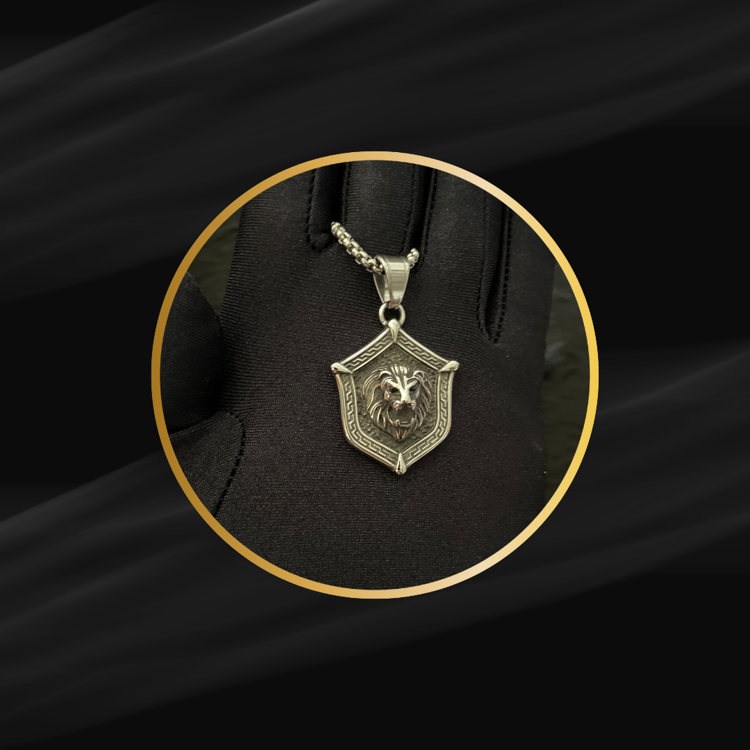 Lion Face Pendant with Chain – Bold & Fierce King Necklace