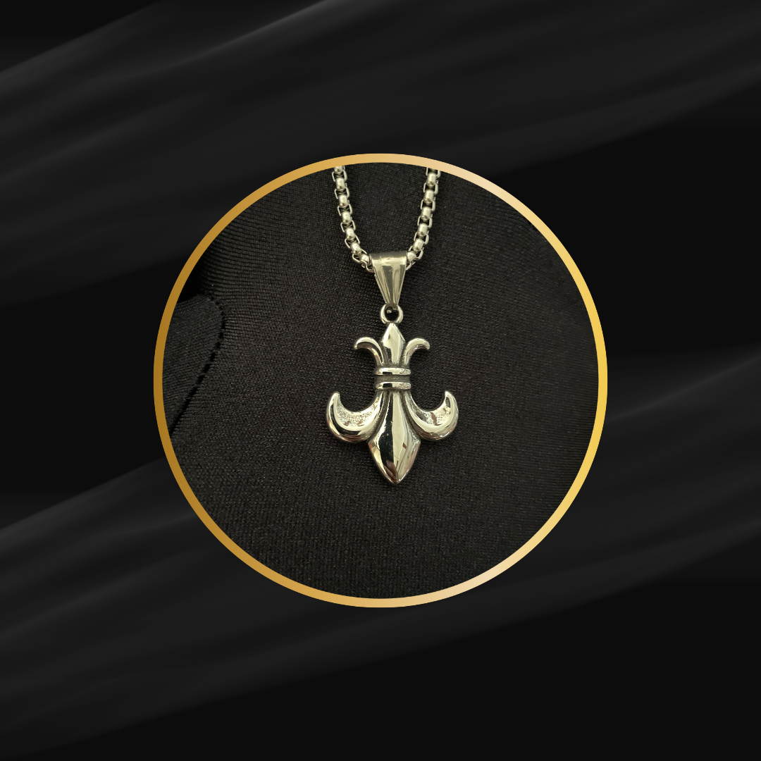 Fleur-de-Lis Pendant with Chain – Timeless & Stylish