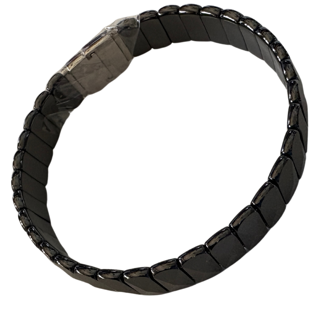 Unisex Premium Diamond Cut Ceramic Cuff Bracelet