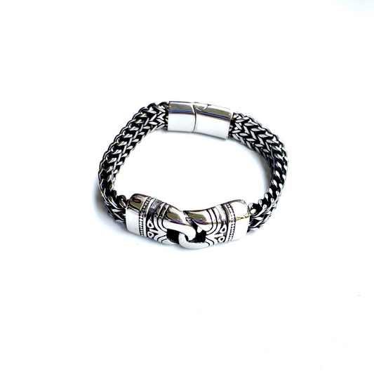 Interlock Design Chain Bracelet with Magnetic Closure