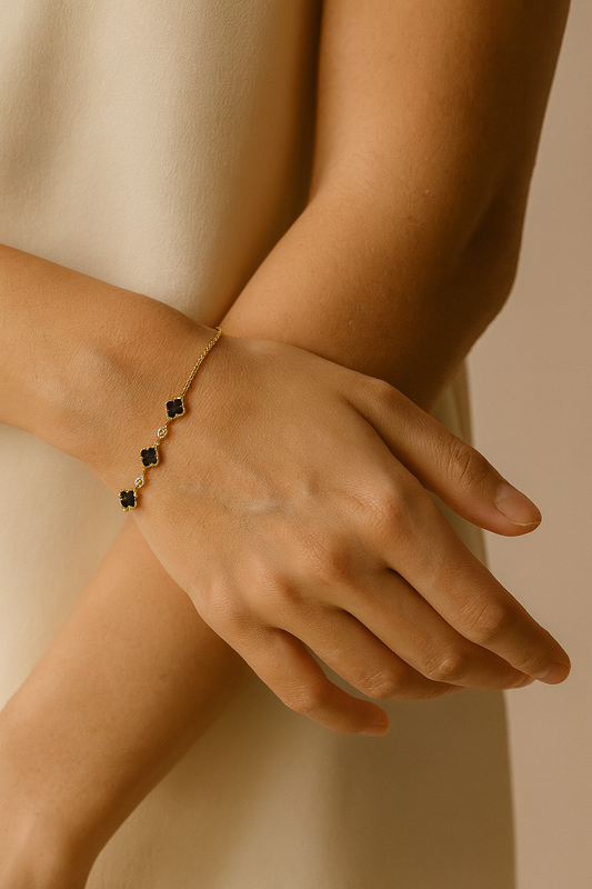 Elegant Four-Leaf Clover Adjustable Bracelet