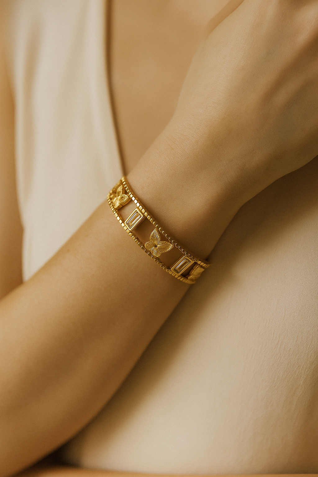 Butterfly Design Rice Cut AD-Studded Handcuff Bracelet