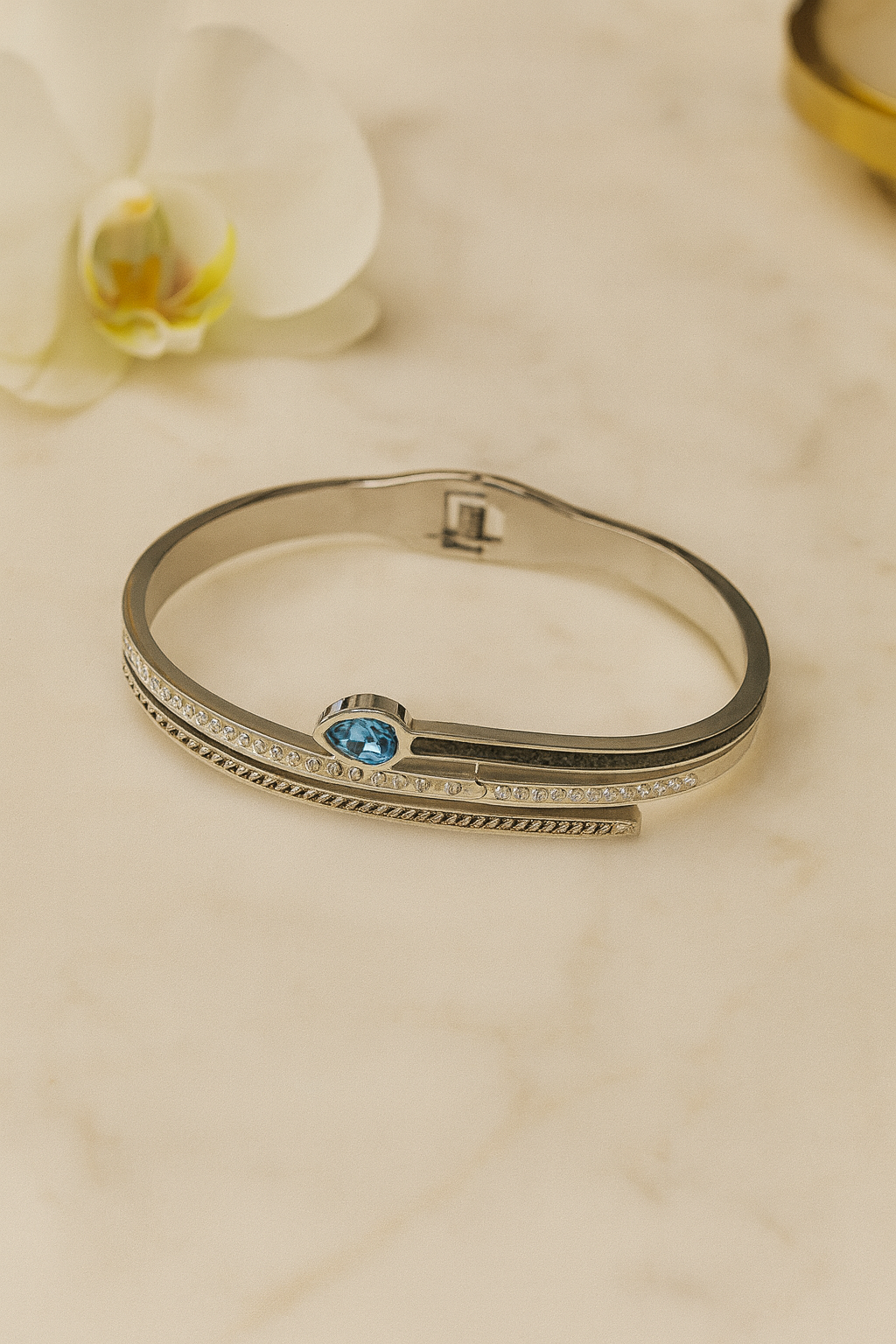 Multi-Color AD-Studded Handcuff Bracelet
