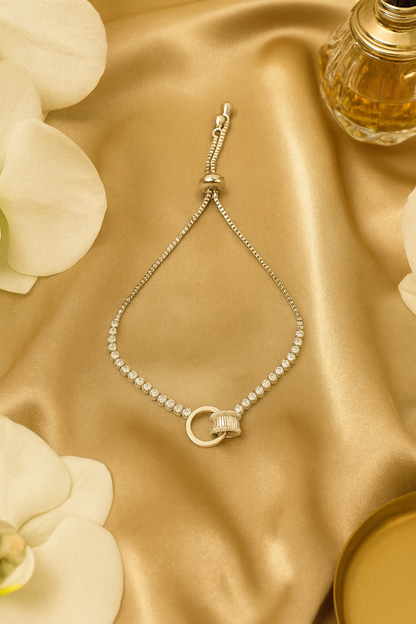 Modern Intertwined Ring Design Adjustable Bracelet